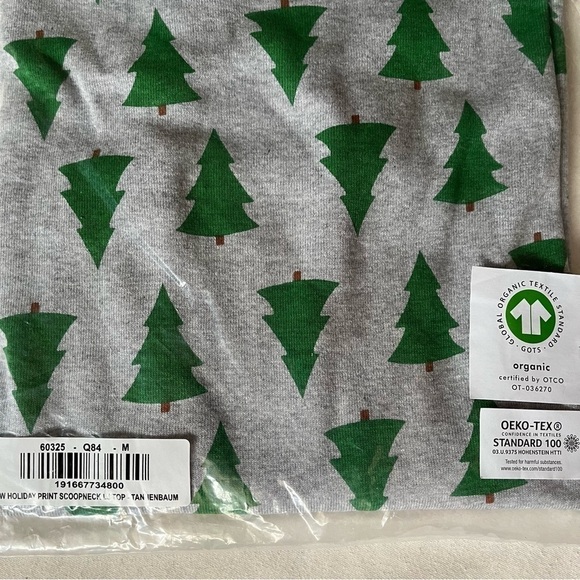 Hanna Andersson Tannenbaum Christmas tree holiday print scoop neck pajama top - Picture 3 of 7